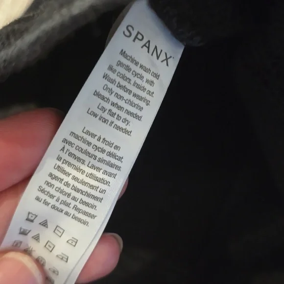 Spanx Hi-Rise Skinny Jeans | Black| Size Medium - Picture 6 of 11